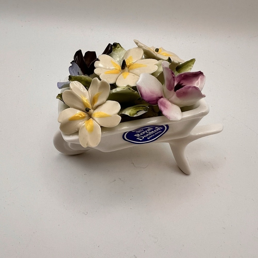 Vintage Royal Doulton Bone China Wheel Barrow‎ Of Flowers